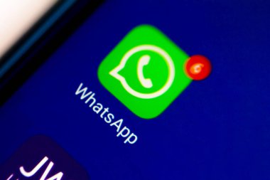 28 Ağustos 2020, Brezilya. Bu resimde akıllı telefondan görüntülenen WhatsApp uygulaması simgesi