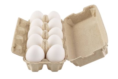 Beyaz bir arka plan üzerinde bir yumurta karton yumurta. Izole.