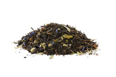 Kuru siyah çay otlar, çiçek yaprakları ve çilek ile karışık.