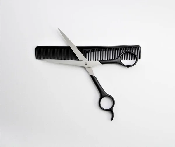 Beyaz arka plan üzerinde profesyonel araçlar