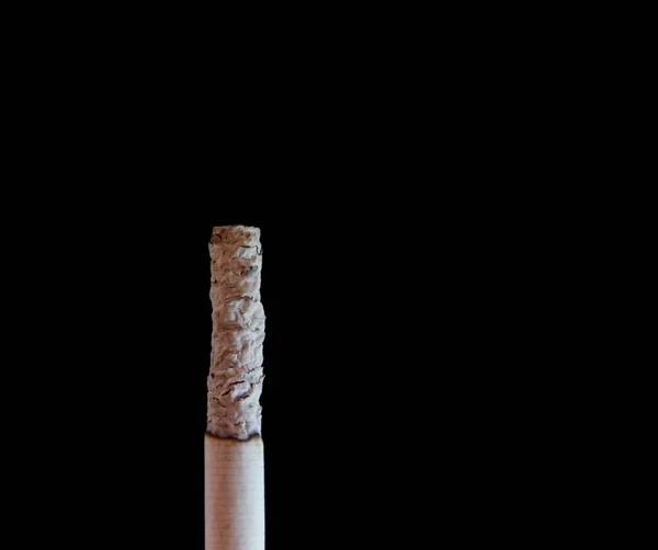 Cigarrillos Humo Sobre Fondo Negro — Foto de Stock