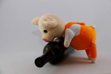 Beyaz arka plan üzerinde yumuşak oyuncak