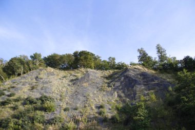 yamaçların güçlendirilmesi için koruyucu örgü