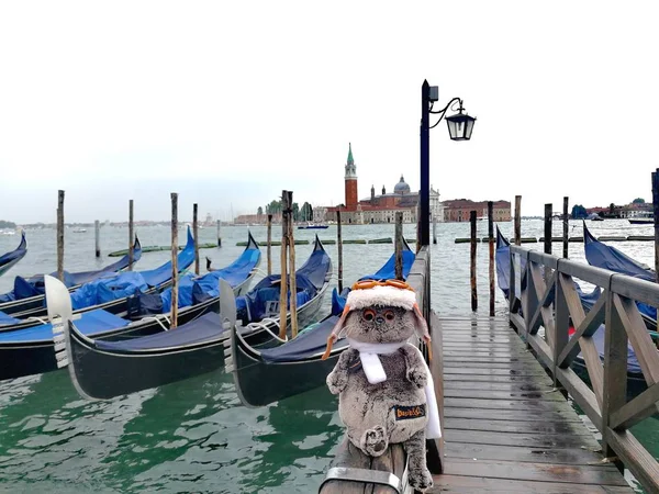 Roma'da eski köprü