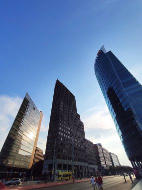 Modern mimari. Yüksek binalar. Office. Berlin, Almanya