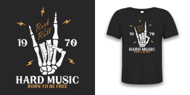 İskelet elli ve yıldırımlı rock müzik baskısı. Klasik rock-n-roll tişörtü ve grunge. Tişört modelinde klasik giyim tasarımı. Vektör illüstrasyonu.
