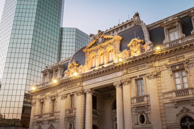 Armas Meydanı 'ndaki Merkez Postane Binası (Correo Central) Santiago, Şili