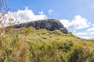 Rano Raraku yanardağ nerede Moai heykeller oyulmuştur - taş ocağı'Paskalya Adası, Şili