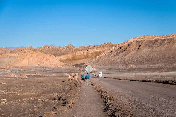 月亮和死亡谷的道路和路径 智利阿塔卡马沙漠 — 图库照片