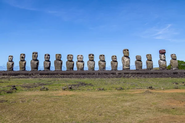 Moai Αγάλματα Του Άχου Τονγκαρίκι Νησί Του Πάσχα Χιλή — Φωτογραφία Αρχείου