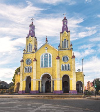 San Francisco Kilisesi, Plaza de Armas Meydanı - Castro, Chiloe Adası, Şili