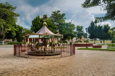 At atlıkarınca - Valladolid, Meksika