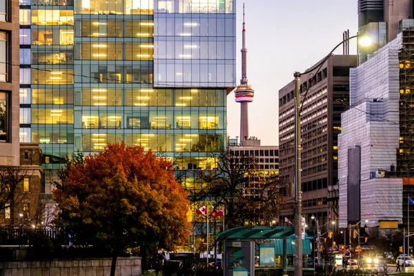 Kleurrijke Moderne Gebouwen Van Het Centrum Van Toronto Tower Bij — Stockfoto