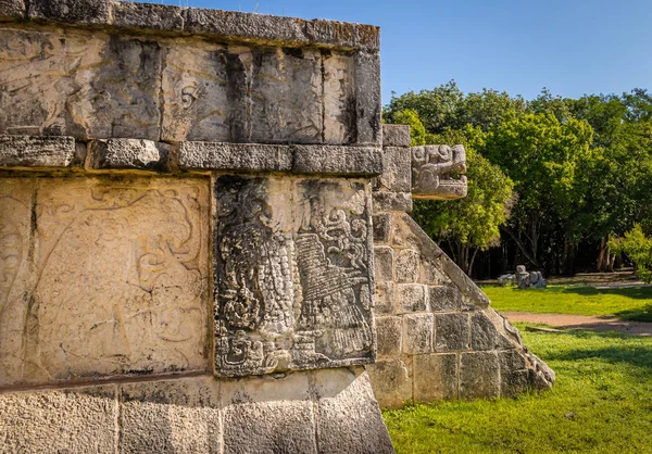 Têtes Jaguar Plate Forme Vénus Aux Ruines Mayas Antiques Chic — Photo