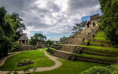 Çapraz grup, Palenque - Chiapas Maya harabelerini tapınakları,