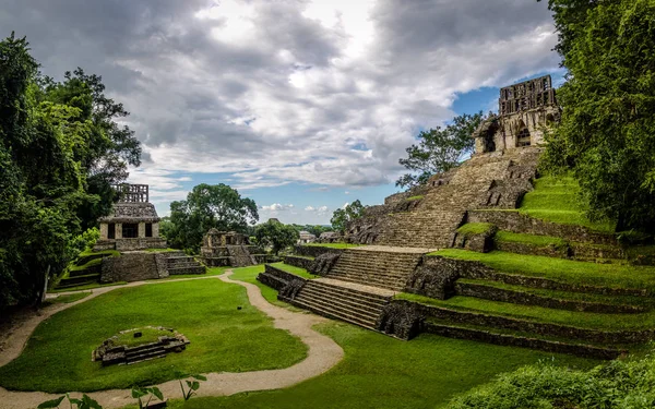 Çapraz Grup Palenque Chiapas Maya Harabelerini Tapınakları — Stok fotoğraf