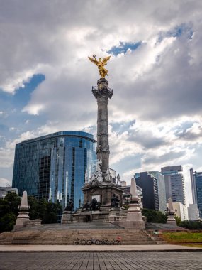 Bağımsızlık Anıtı - Mexico City, Meksika meleği