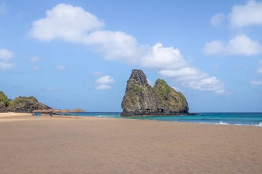 Morro Dois Irmaos ve Cacimba do Padre Beach - Fernando de Noronha, Pernambuco, Brezilya