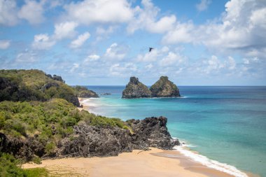 Morro ipe Irmaos ve Praia görünümünü yapmak Americano Beach Boldro kale (Boldro Forte yapmak) bakış açısı - Fernando de Noronha, Pernambuco, Brezilya