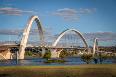 JK Köprüsü ve Paranoa Gölü - Brasilia, Distrito Federal, Brezilya