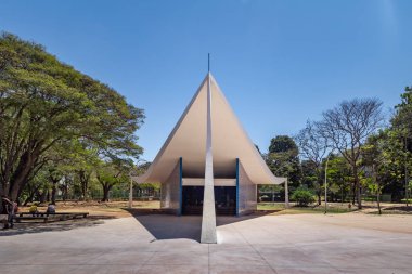 Brasilia, Brezilya - 28 Ağustos 2018: Igrejinha Nossa Senhora de Fatima Kilisesi - Brasilia, Distrito Federal, Brezilya