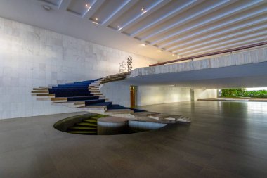 Brasilia, Brezilya - 29 Ağustos 2018: Giriş salonu Itamaraty Palace iç - Brasilia, Distrito Federal, Brezilya