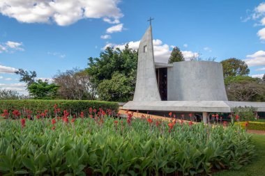 Brasilia, Brezilya - 29 Ağustos 2018: Alvorada Sarayı Kilisesi - Brasilia, Distrito Federal, Brezilya