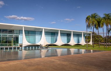 Brasilia, Brezilya - 29 Ağustos 2018: Alvorada Sarayı, resmi başkanı Brezilya - Brasilia, Distrito Federal, Brezilya