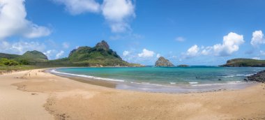Fernando De Noronha, Brezilya - 2 Ekim 2017: Praia do Sueste Sahili Panoramik Manzarası - Fernando de Noronha, Pernambuco, Brezilya