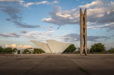 Brasilia, Brezilya - 26 Ağustos 2018: Tancredo Neves Pantheon, Anavatan ve özgürlük üç güçler Plaza (Praça dos Tres Poderes) - Brasilia, Distrito Federal, Brezilya