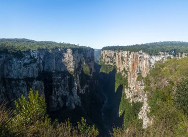 Aparados da Serra Ulusal Parkı 'ndaki Itaimbezinho Kanyonu - Cambara do Sul, Rio Grande do Sul, Brezilya