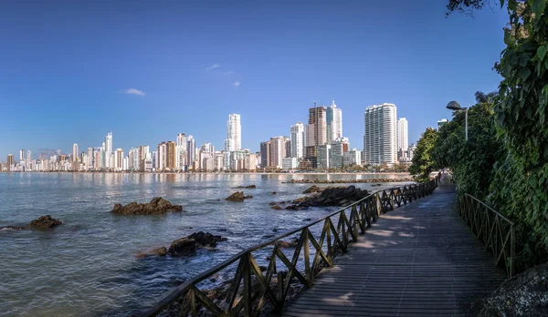 Balneario Camboriu Skyline Und Holzsteg Balneario Camboriu Santa Catarina Brasilien — Stockfoto