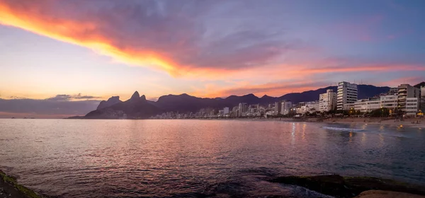 Vista Panorámica Río Janeiro Atardecer Con Luz Púrpura Río Janeiro — Foto de Stock