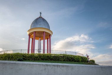 Petropolis, Brezilya - 9 Kasım 2017: Fatima Virgin Taht Sığınağı (Trono de Fatima) - Petropolis, Rio de Janeiro, Brezilya