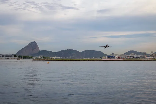 Rio Janeiro Brasile Novembre 2017 Decollo Dell Aereo All Aeroporto — Foto Stock