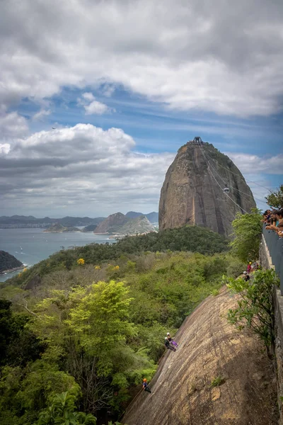 Rio Janeiro Brasil Nov 2017 Gente Escalando Colina Urca Con — Foto de Stock