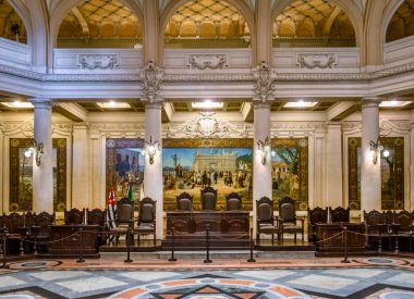 Santos, Brezilya - 1 Eylül 2017: Interior of Coffee Museum (Museu do Cafe) eski Coffee Stock Exchange Binası (Bolsa do Cafe) - Santos, Sao Paulo, Brezilya