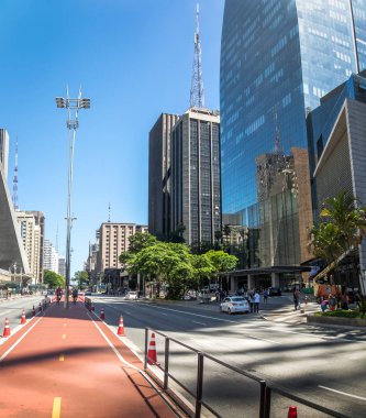 Sao Paulo, Brezilya - 11 Kasım 2017: Paulista Caddesi - Sao Paulo, Brezilya