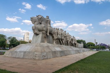 Ibirapuera Park 'taki Bandeiras Anıtı - Sao Paulo, Brezilya