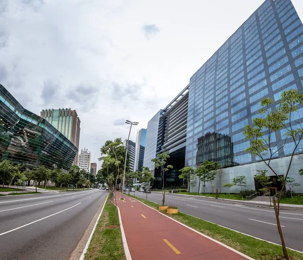 Builidings Faria Lima Avenue Sao Paulo finansal bölgesinde - Sao Paulo, Brezilya