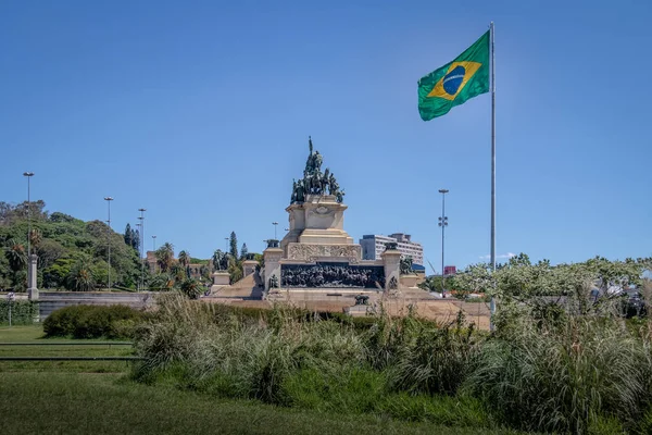 Ipiranga 상파울루 브라질에서에서 브라질 국기와 독립의 브라질 Monumento Independencia 브라질 — 스톡 사진
