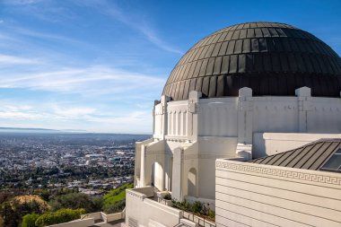 Griffith Gözlemevi ve şehir manzarası - Los Angeles, Kaliforniya, ABD