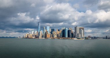 Manhattan siluetinin - New York, ABD daha düşük.