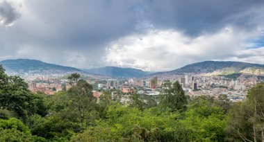 Medellin, Kolombiya havadan görünümü