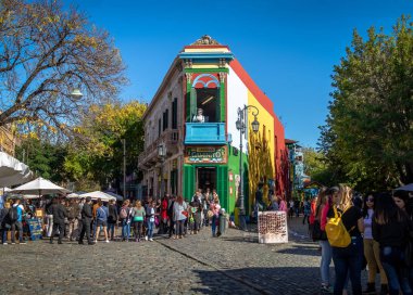 Buenos Aires, Arjantin - 12 Mayıs 2018: La Boca Mahallesi Renkli Caminito - Buenos Aires, Arjantin