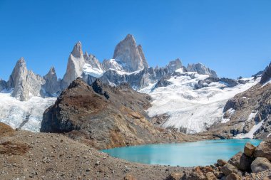 Mount Fitz Roy ve Laguna de Los Tres Patagonya'da - El Chalten, Arjantin