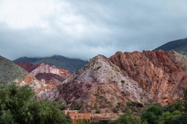 Dağlar ve peyzaj Purmamarca - Purmamarca, Jujuy, Arjantin