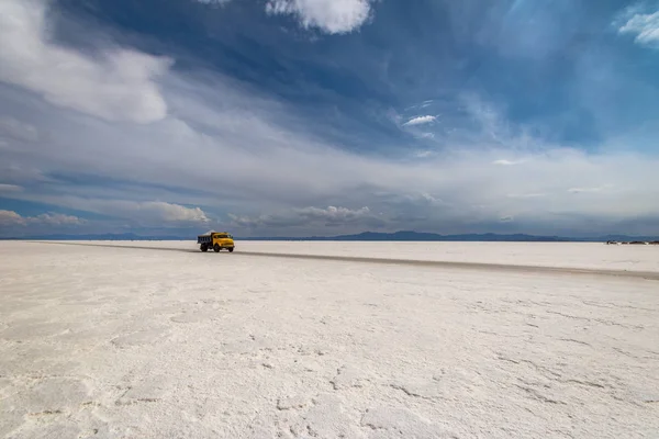 Salt Truck Salinas Grandes Salt Flat Jujuy Argentina —  Fotos de Stock