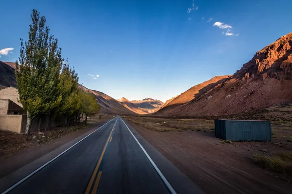 Ruta Δρόμο Που Συνδέει Χιλή Και Την Αργεντινή Μέσω Cordillera — Φωτογραφία Αρχείου
