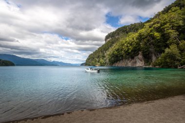 Nahuel Huapi Gölü - Villa La Angostura, Patagonia, Arjantin Bahia Mansa koyunda
